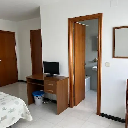 Delfino Guest house Bardaos